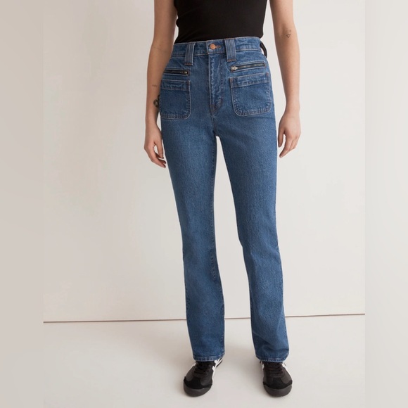 Madewell The Perfect Vintage Flare Patch Pocket Jeans | Size 30 - Picture 2 of 15